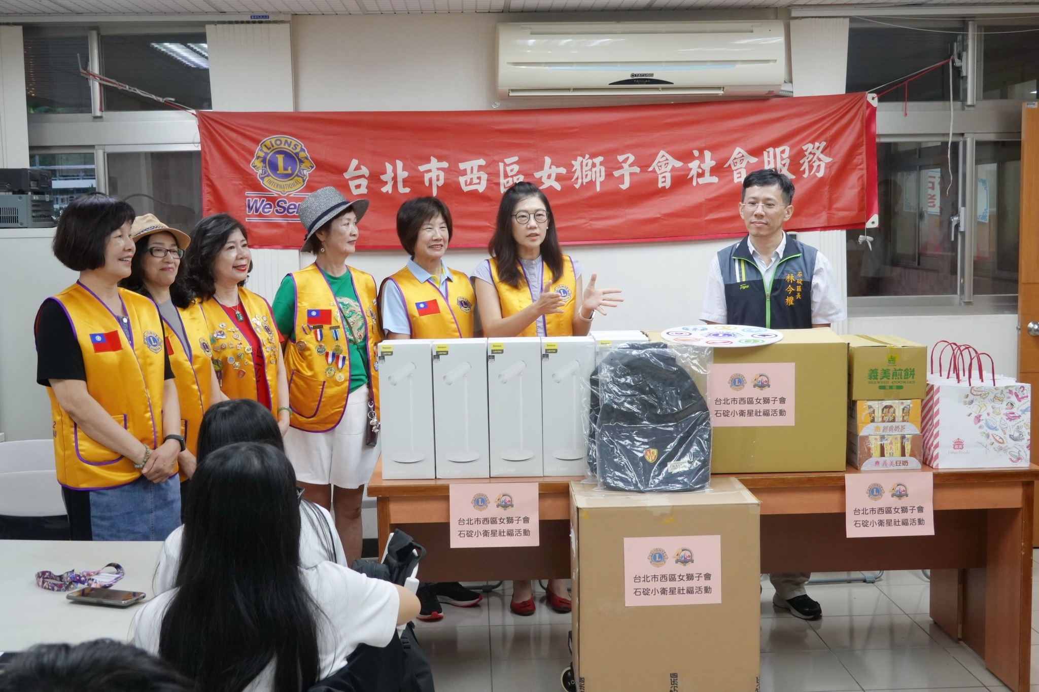 https://www.lions300a2.org/a2/048678/uploads/picture/20241020/1feaac938f03099cbd492717dd26360b.jpg
